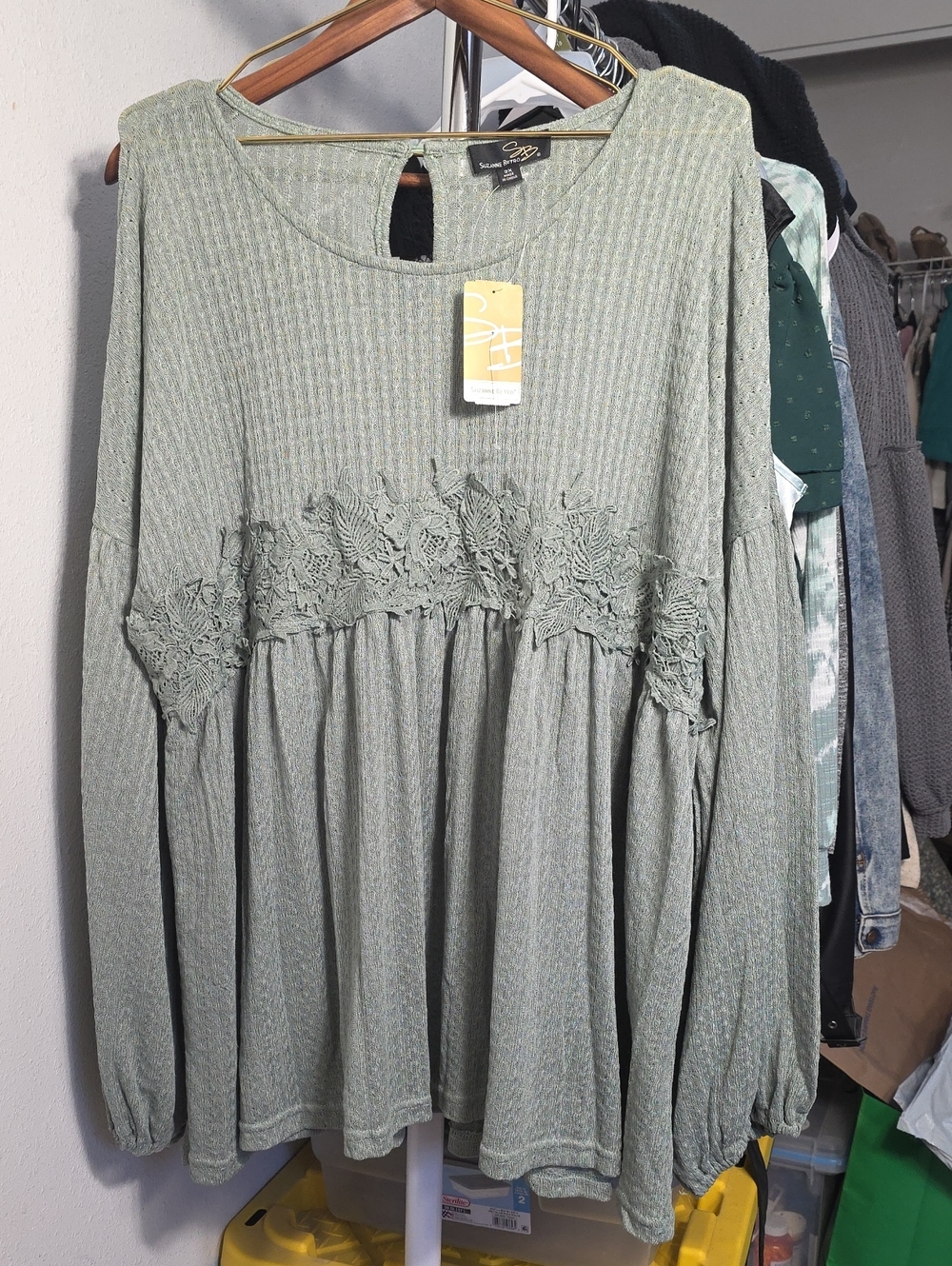 Suzanne Betro Sage Green Knit Top  NWT